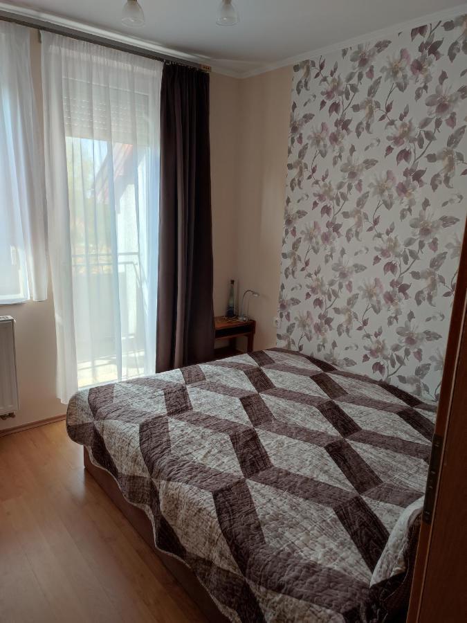 Larix Apartman Sárvár Eksteriør bilde